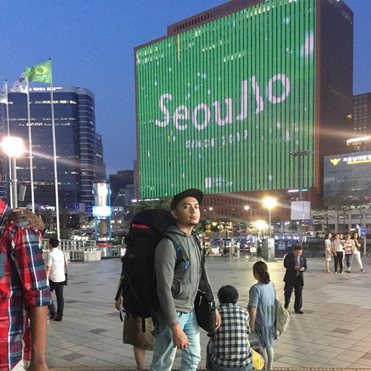 Terbang ke Korea bekerja sambilan ketika cuti semester. Ini pengalaman lelaki ini lompat kerja kilang selama tiga bulan